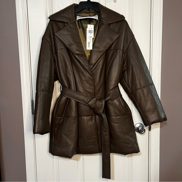Brown Leather Belted Winter Puffer Jacket - Picture 12 of 14